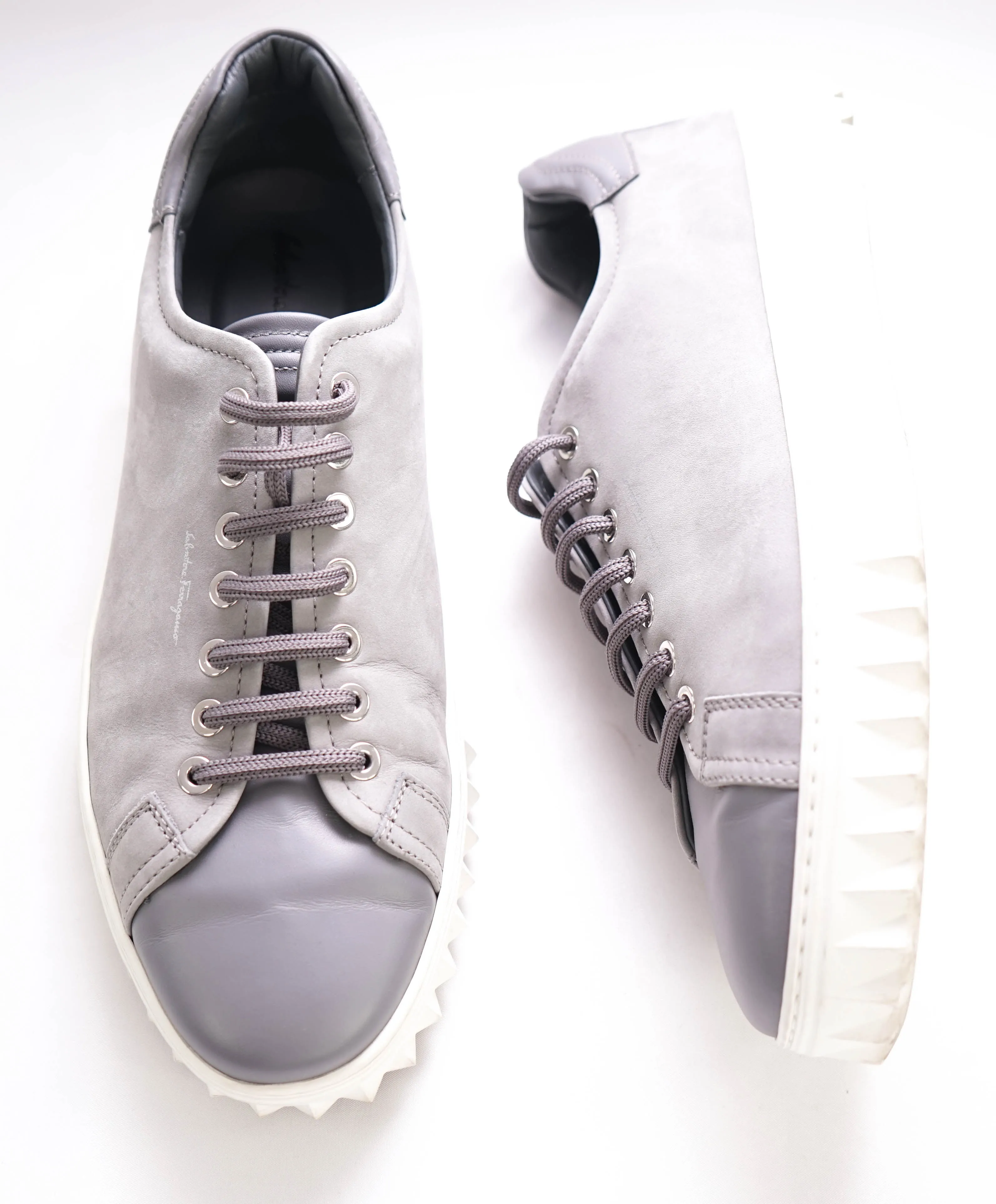 $750 SALVATORE FERRAGAMO - *Rhinoceros* Gray Gancini Sneaker - 8.5 US