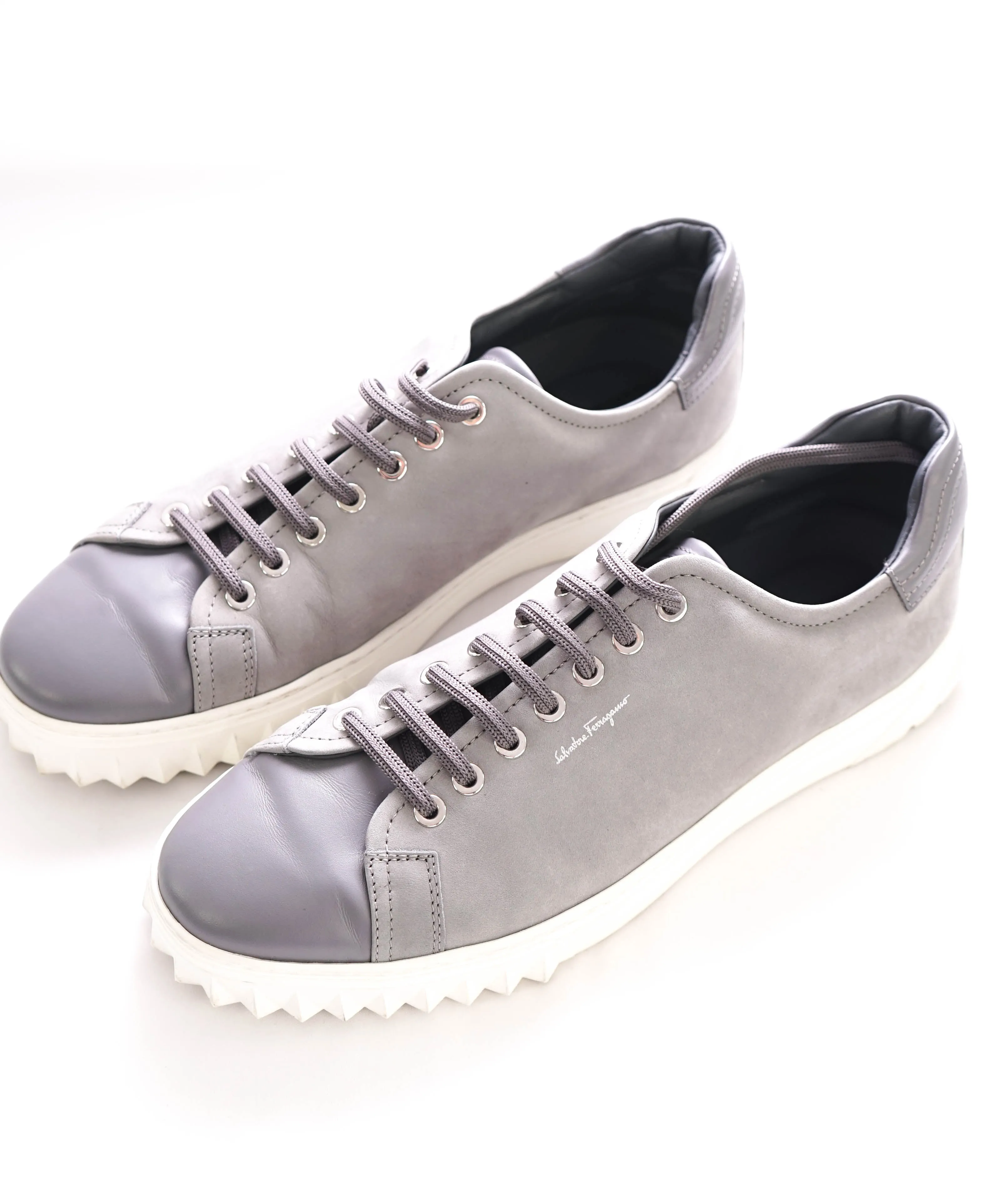 $750 SALVATORE FERRAGAMO - *Rhinoceros* Gray Gancini Sneaker - 8.5 US