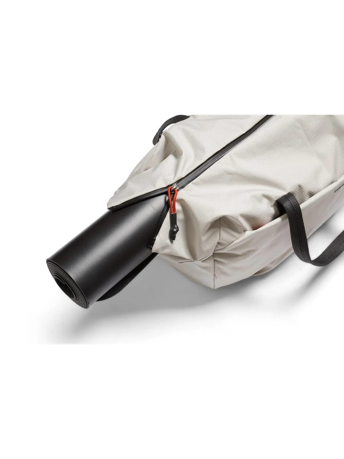 Bellroy Lite Duffel Chalk (Leather Free)