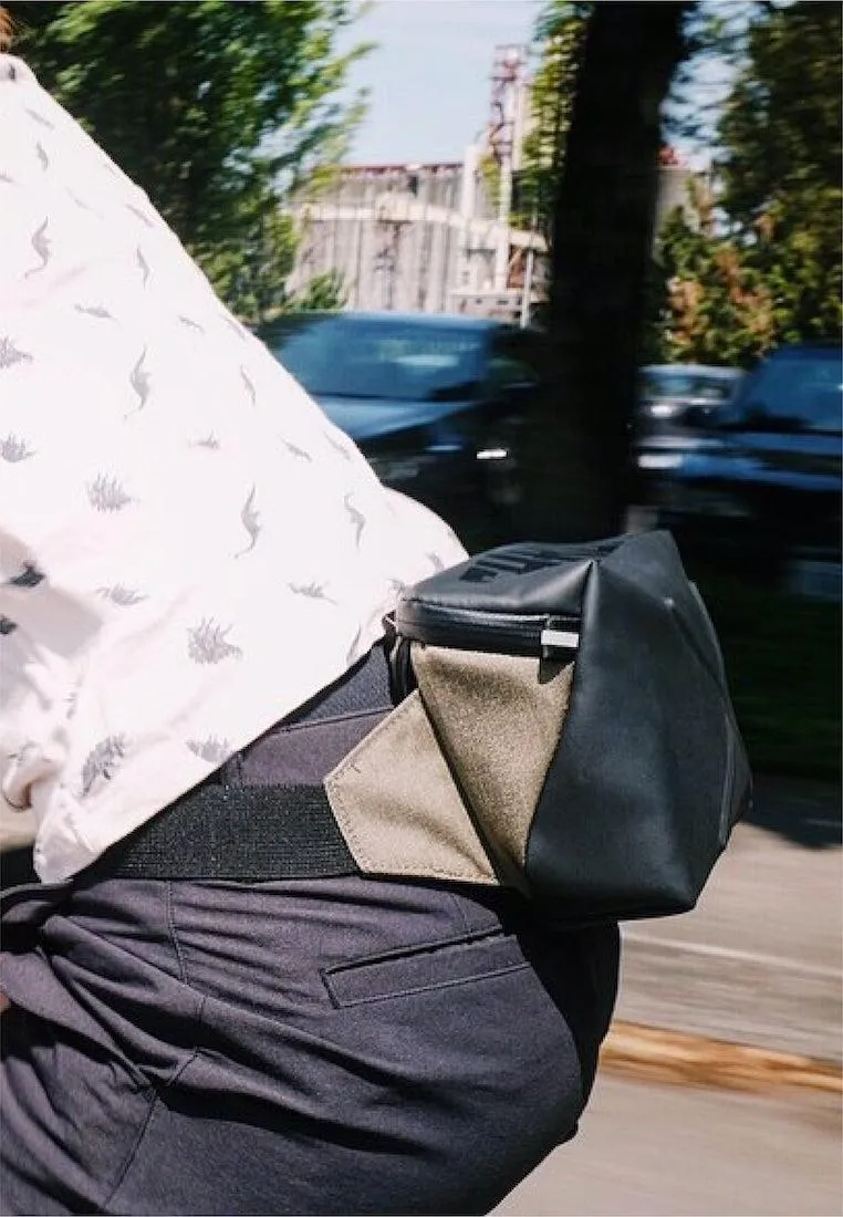 Chrome Industries Helix Handlebar Bag Fog