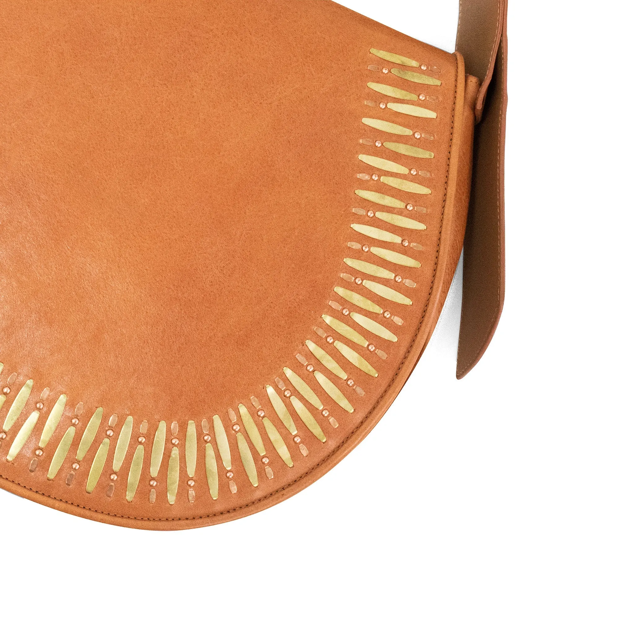 Cleo Zara Messenger