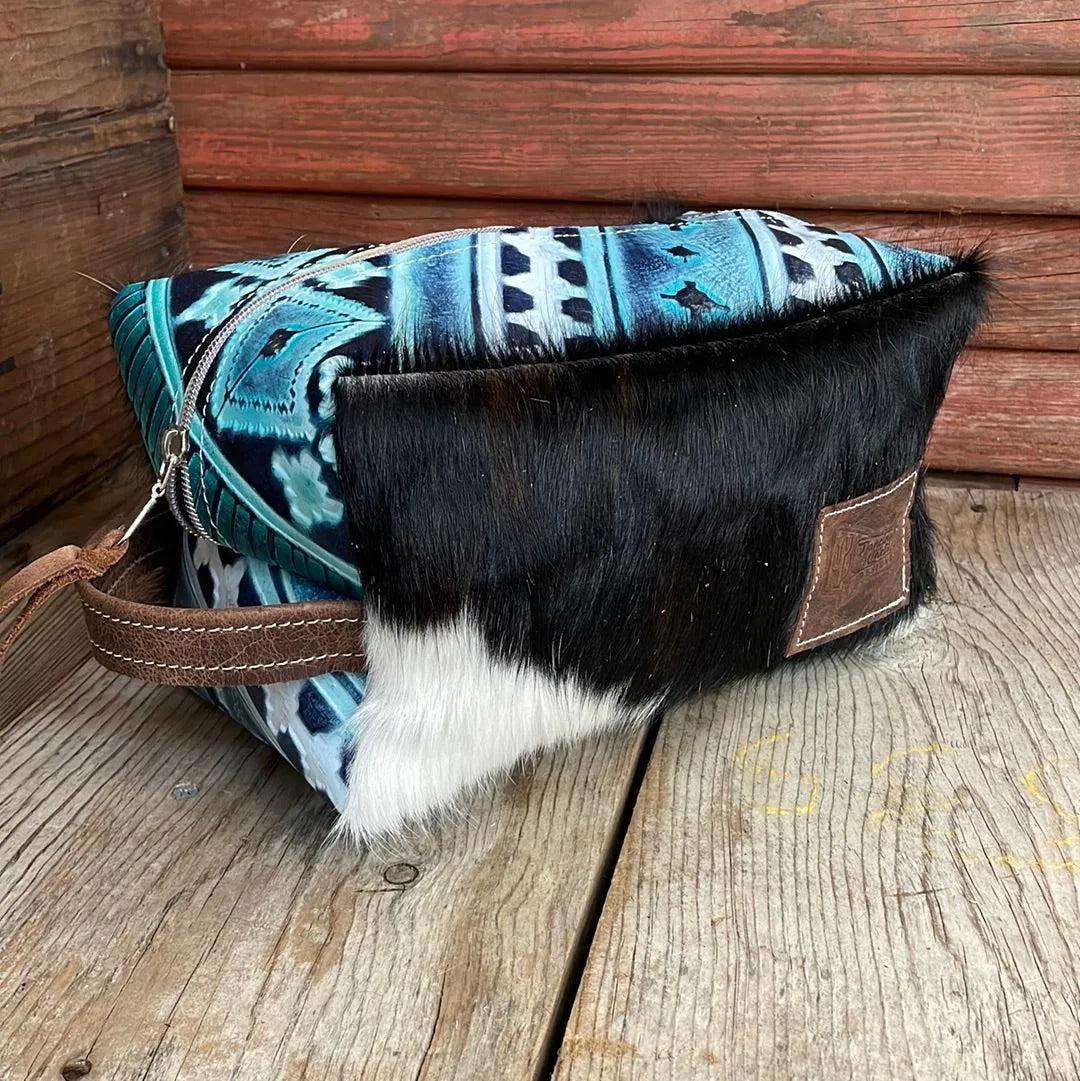 Dutton - Tricolor w/ Glacier Park Navajo
