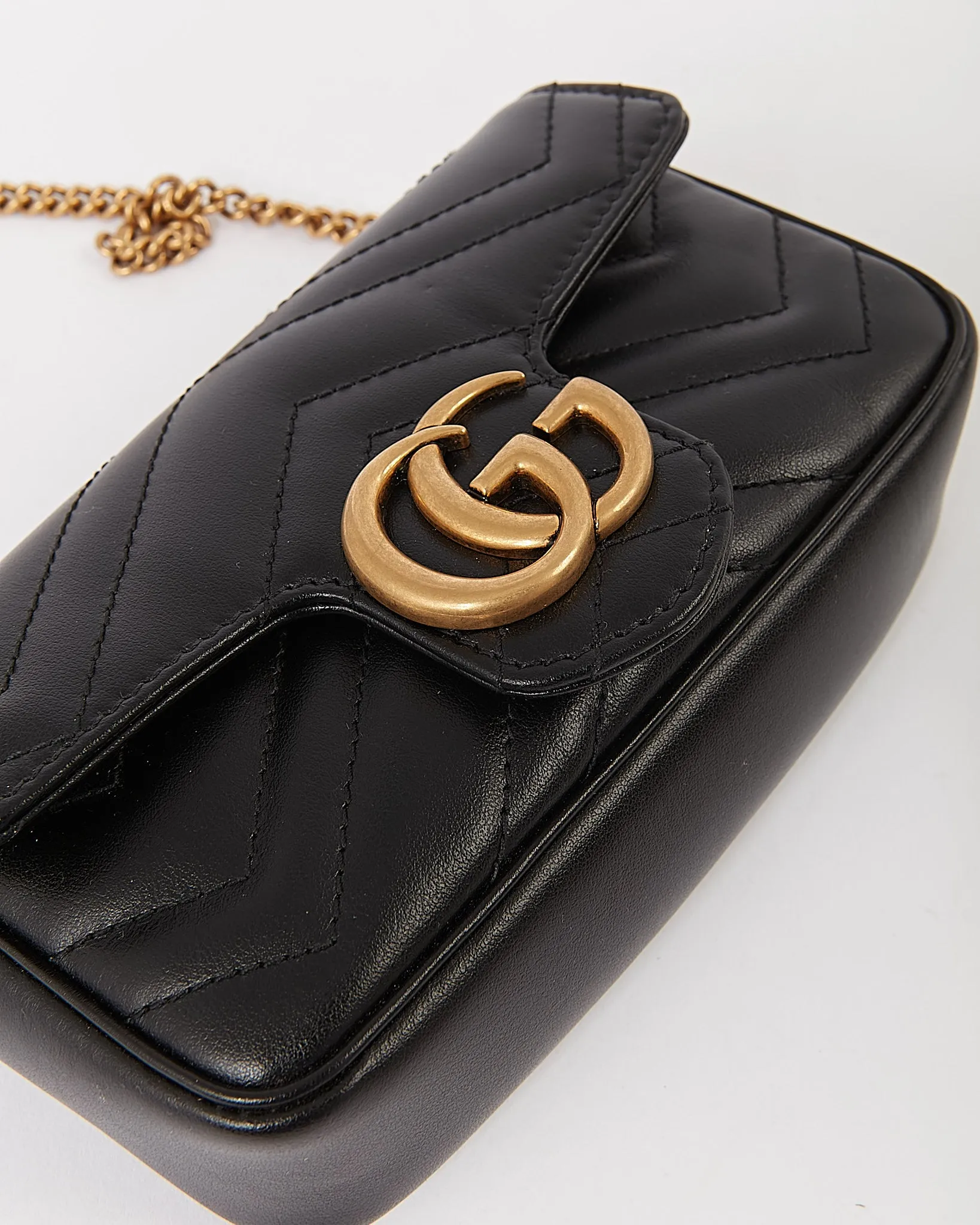 Gucci Black Chevron Matelasse GG Marmont Mini Chain Bag