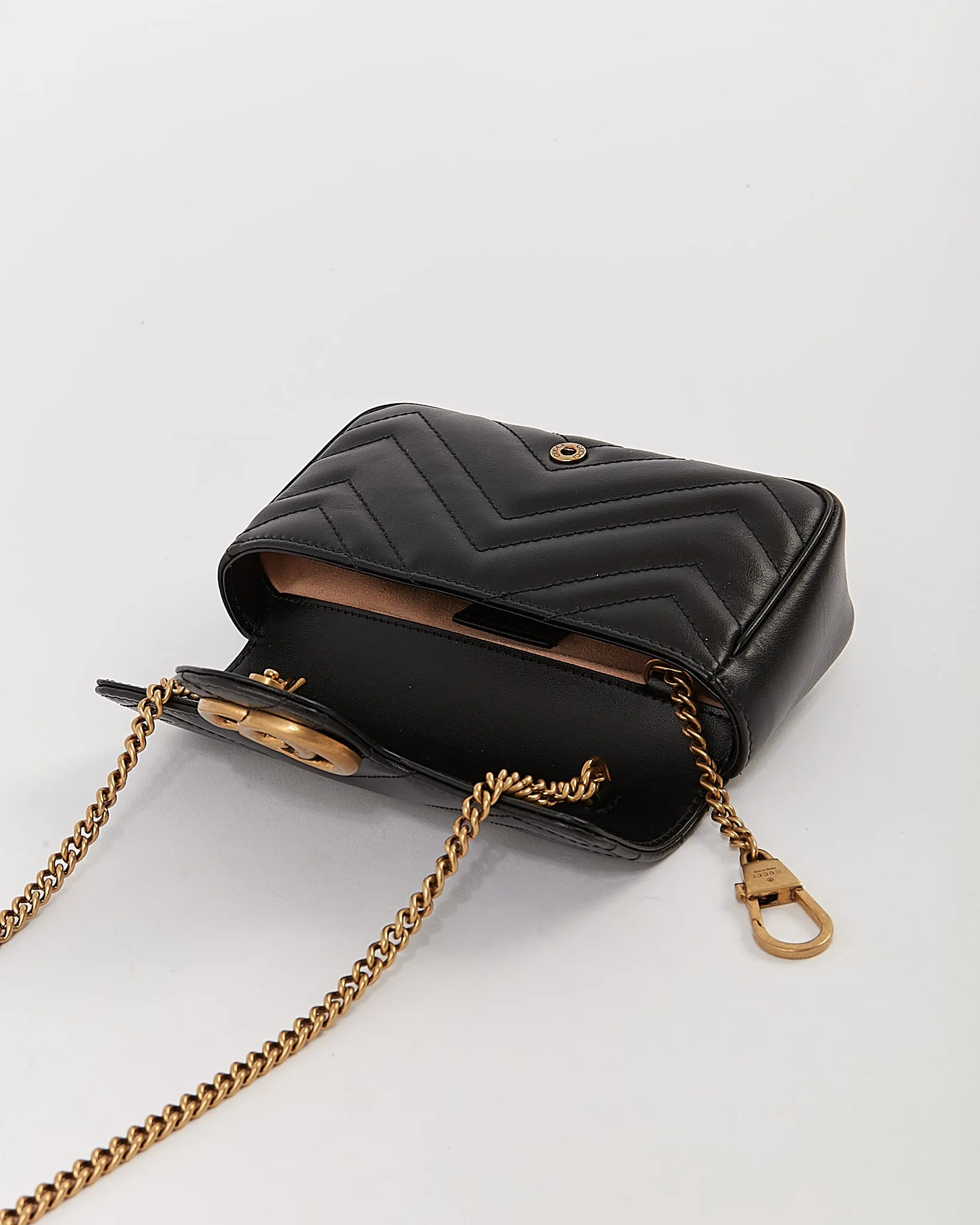 Gucci Black Chevron Matelasse GG Marmont Mini Chain Bag