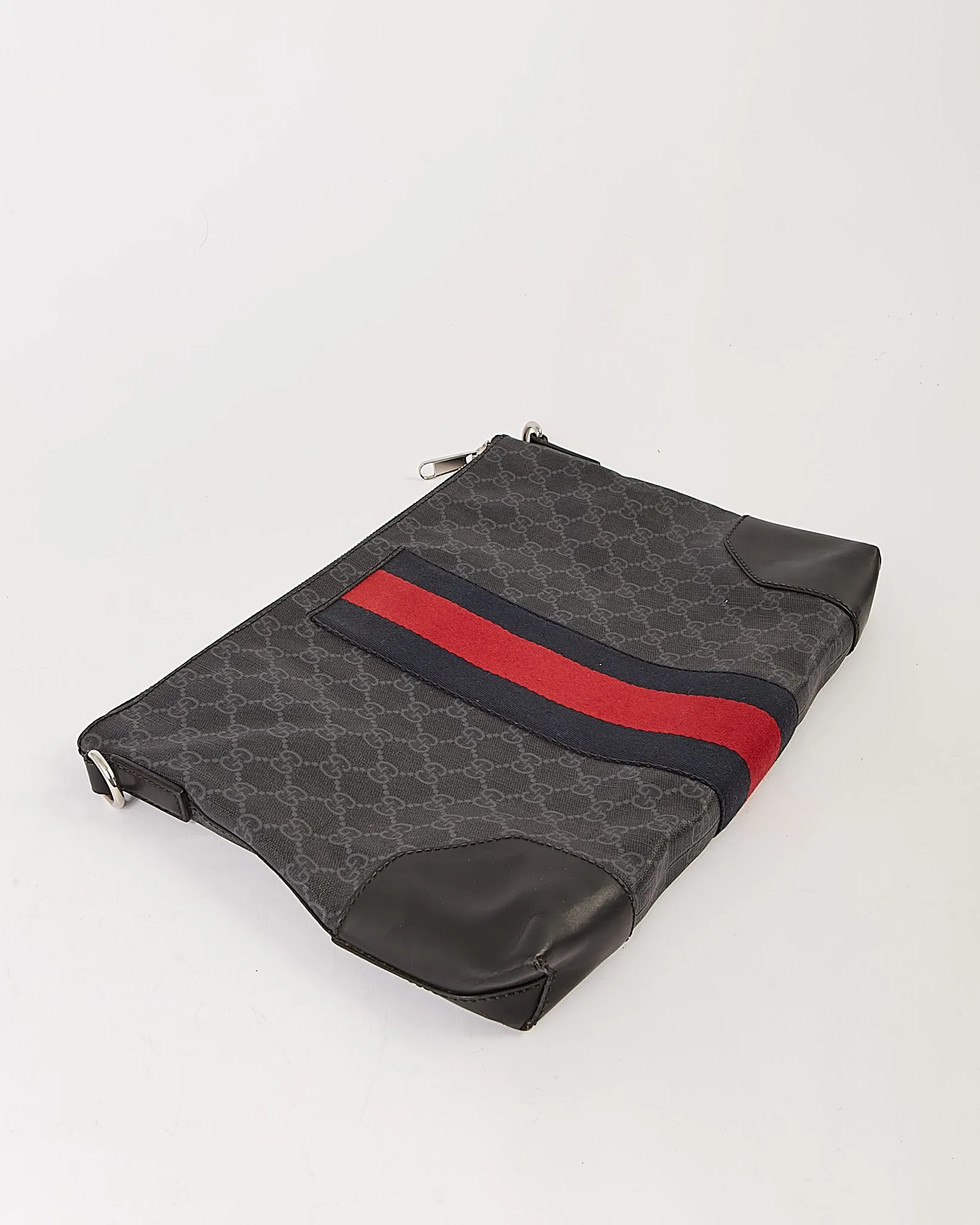 Gucci GG Supreme Canvas Navy/Red Web Messenger Bag