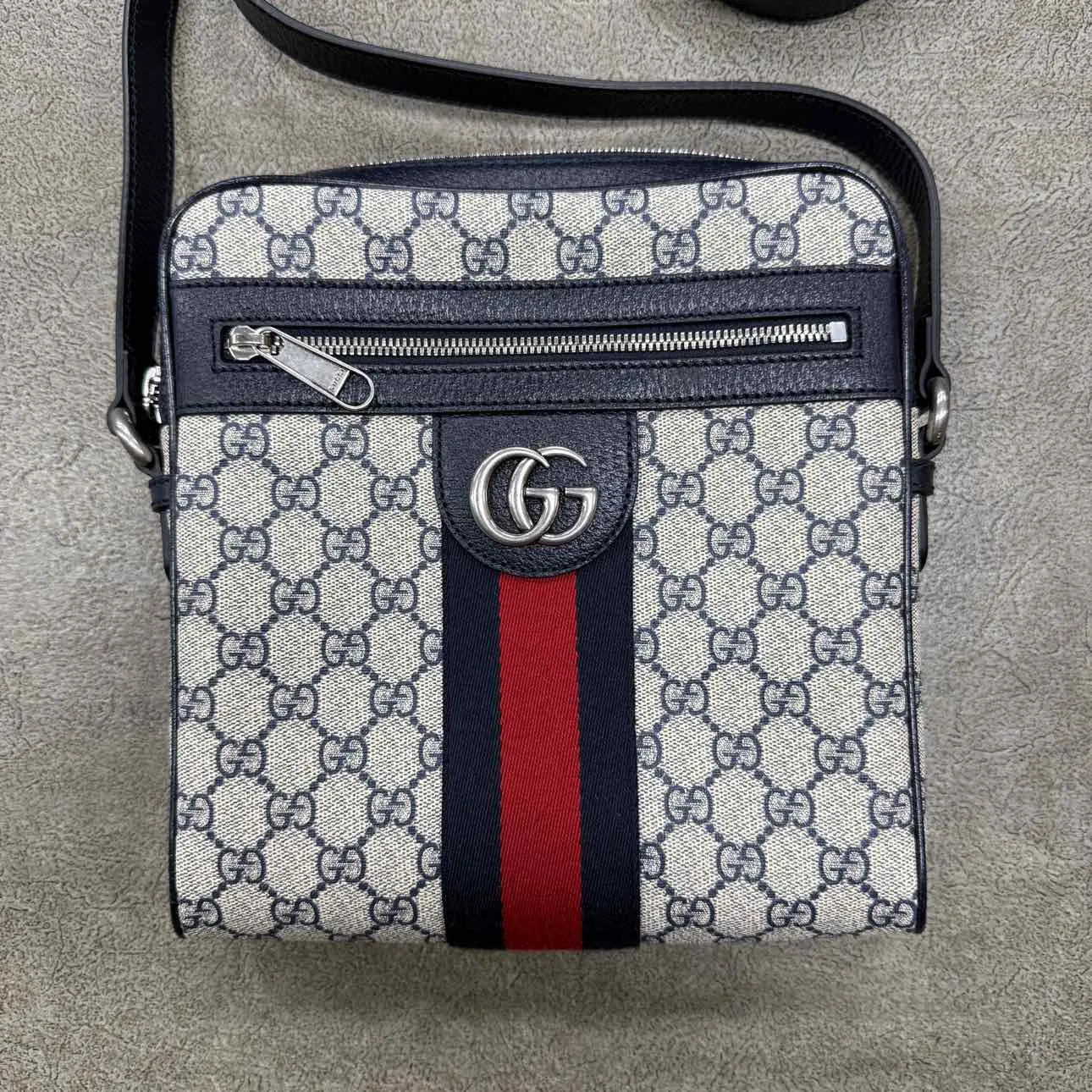 Gucci Messenger Bag "GG SUPREME OPHIDIA" Used Navy Size OS
