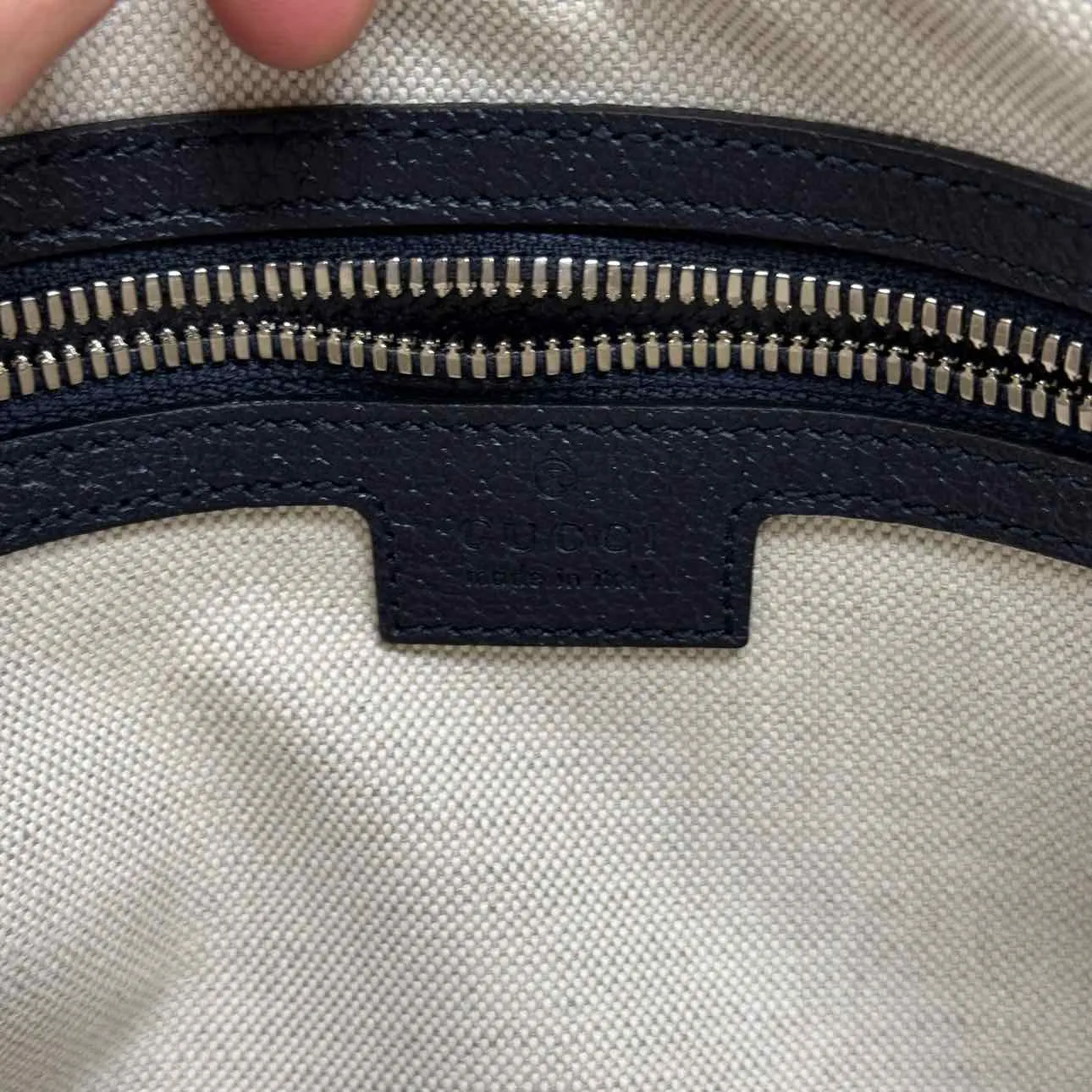Gucci Messenger Bag "GG SUPREME OPHIDIA" Used Navy Size OS