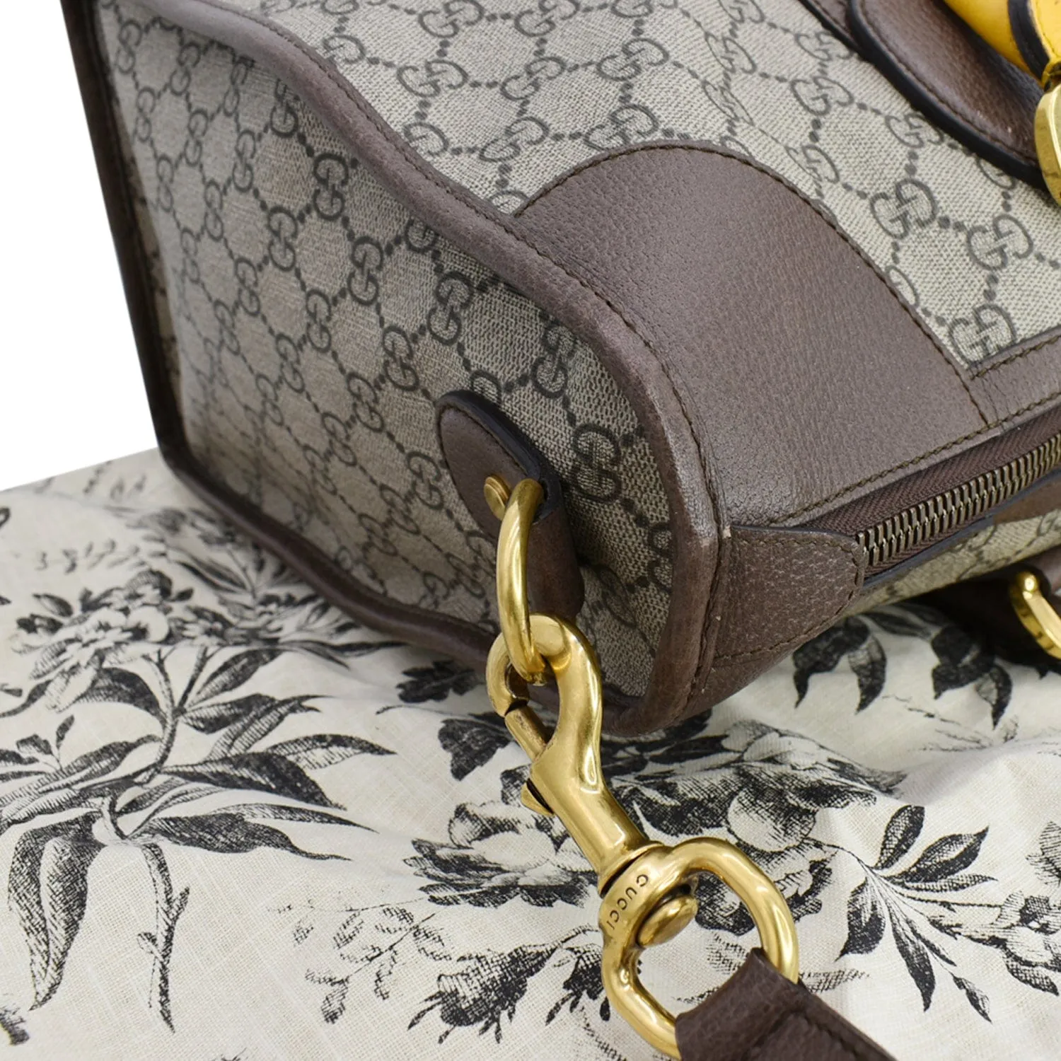 GUCCI Neo Vintage GG Supreme Monogram Web Duffel Travel Bag Beige