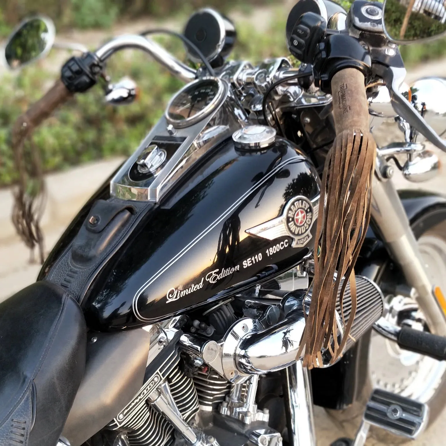 HANDLEBAR TASSELS - BROWN