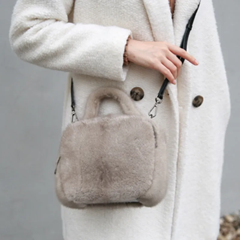 Lady Fashion Shoulder Bags Spring  Winter Genuine Mink Fur Messenger Bag Top Quality Natural Fur Handbags 8844