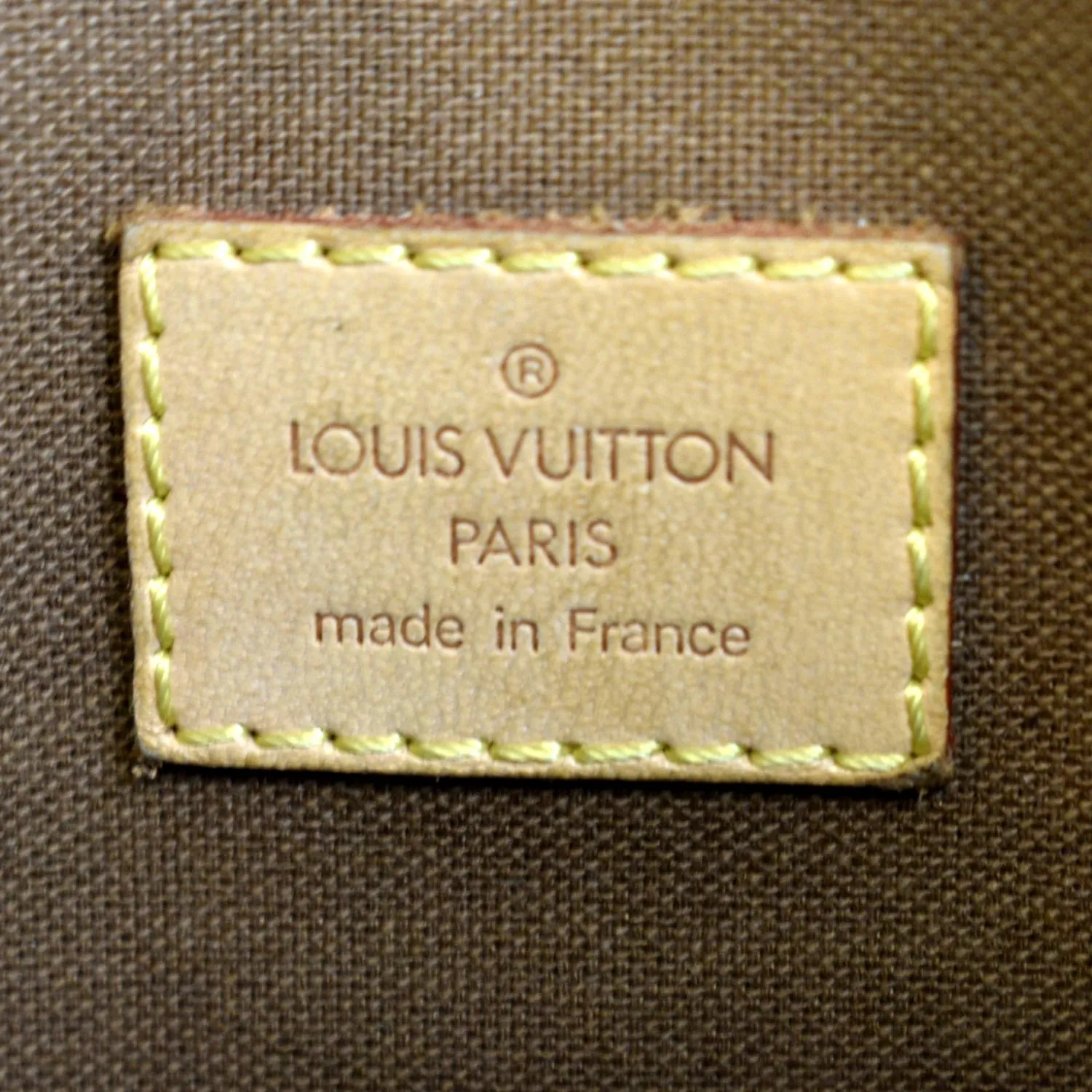 LOUIS VUITTON Bosphore Pochette Monogram Canvas Shoulder Bag Brown (35004 - SYB Sold)