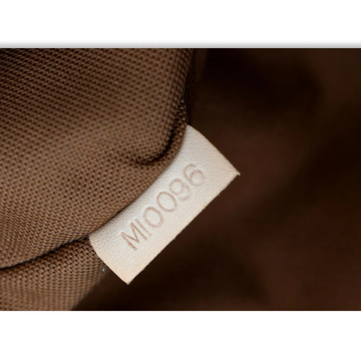 LOUIS VUITTON  Bosphore Pochette Monogram Canvas Shoulder Bag Brown