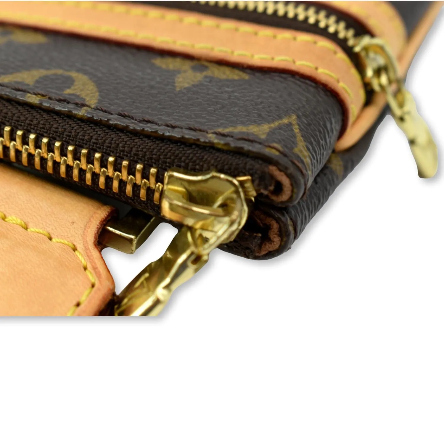 LOUIS VUITTON  Bosphore Pochette Monogram Canvas Shoulder Bag Brown