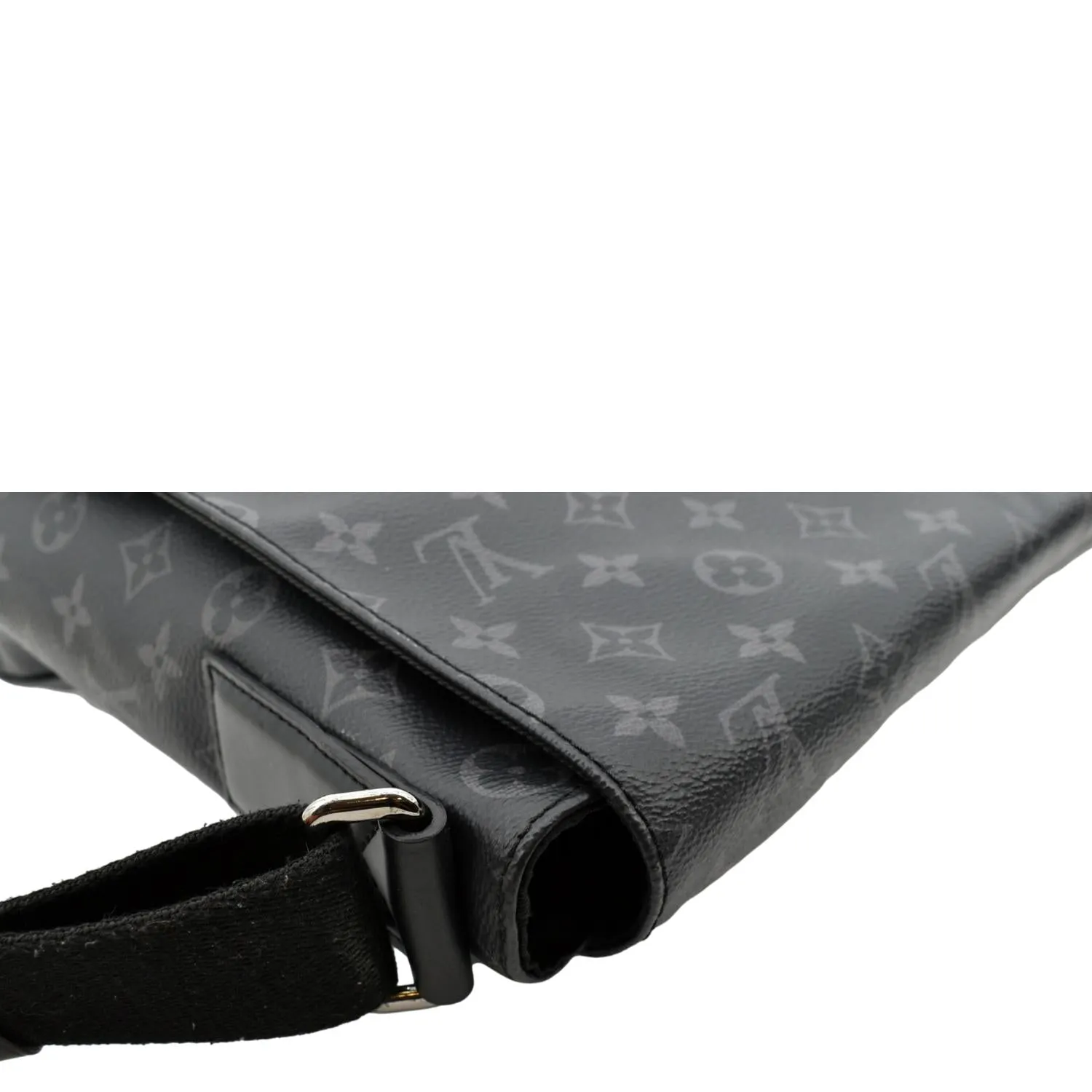 LOUIS VUITTON District PM Monogram Eclipse Messenger Bag Black