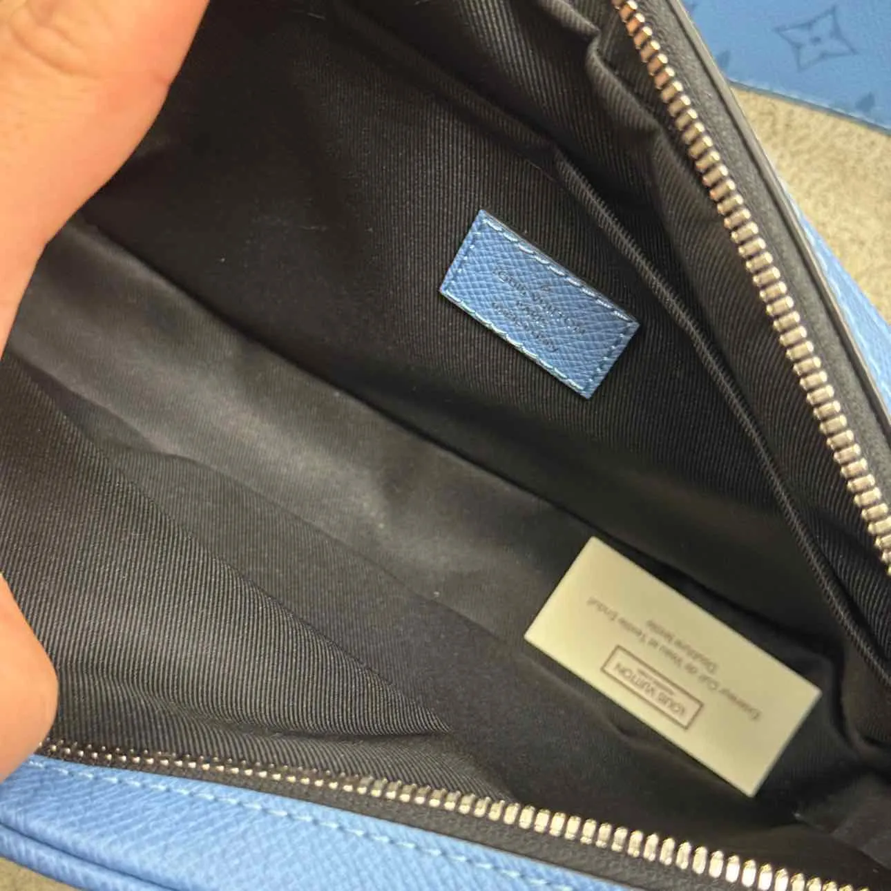 Louis Vuitton Messenger Bag "OUTDOOR" 2021 New Blue