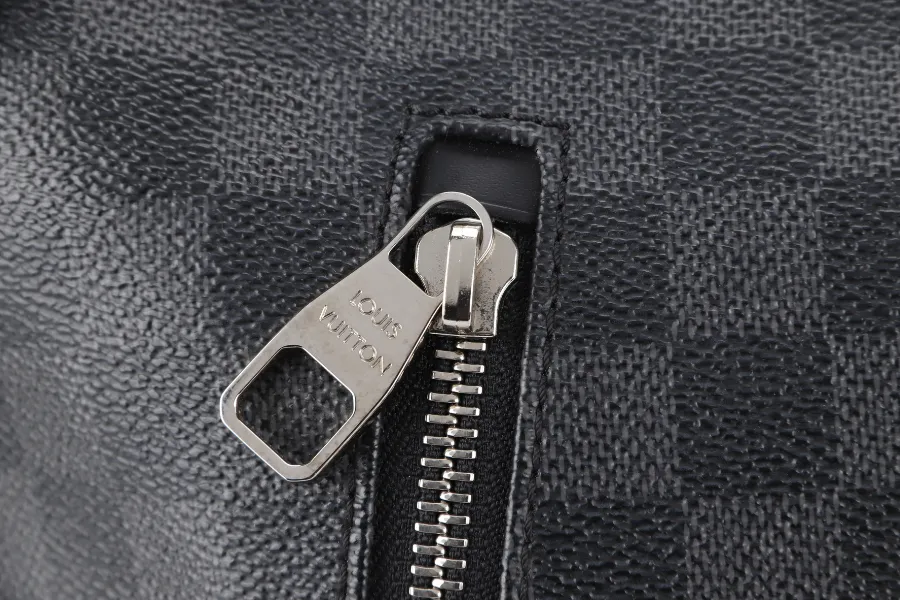 LOUIS VUITTON MICK MM MESSENGER BAG (N41106) DAMIER GRAPHITE SILVER HARDWARE WITH DUST COVER