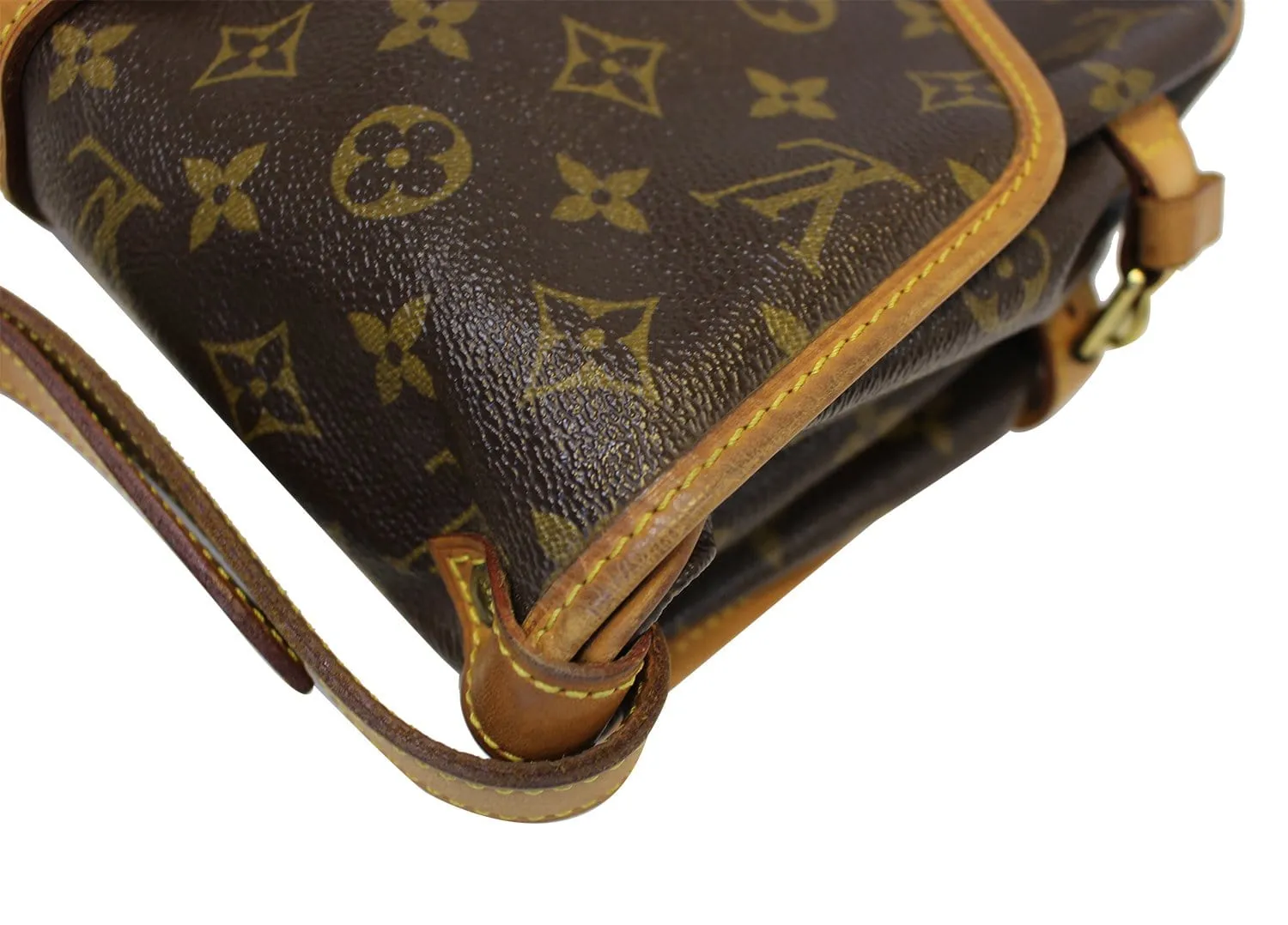 LOUIS VUITTON Monogram Canvas Saumur 30 Shoulder Bag