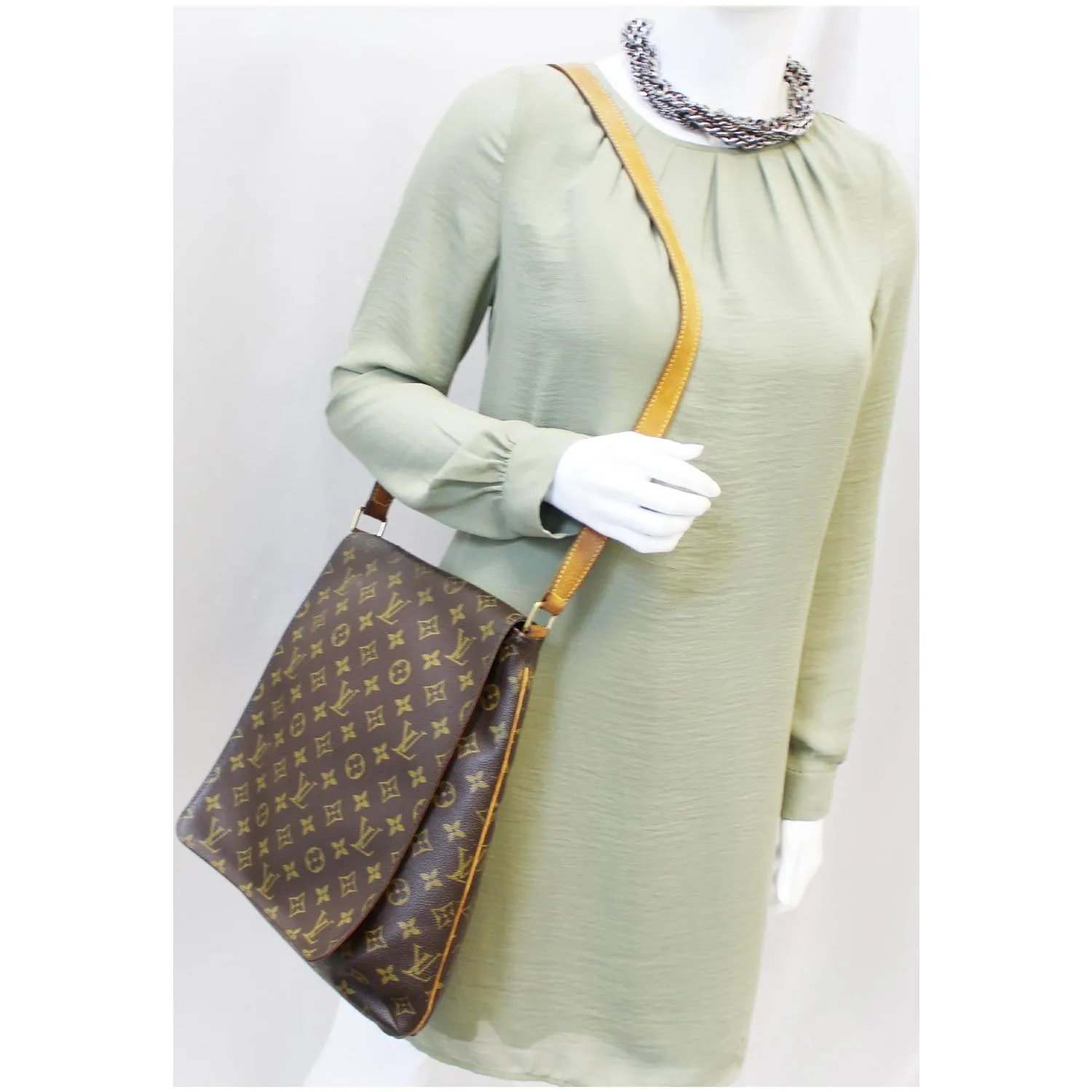 LOUIS VUITTON Musette Salsa GM Monogram Canvas Crossbody Bag Brown