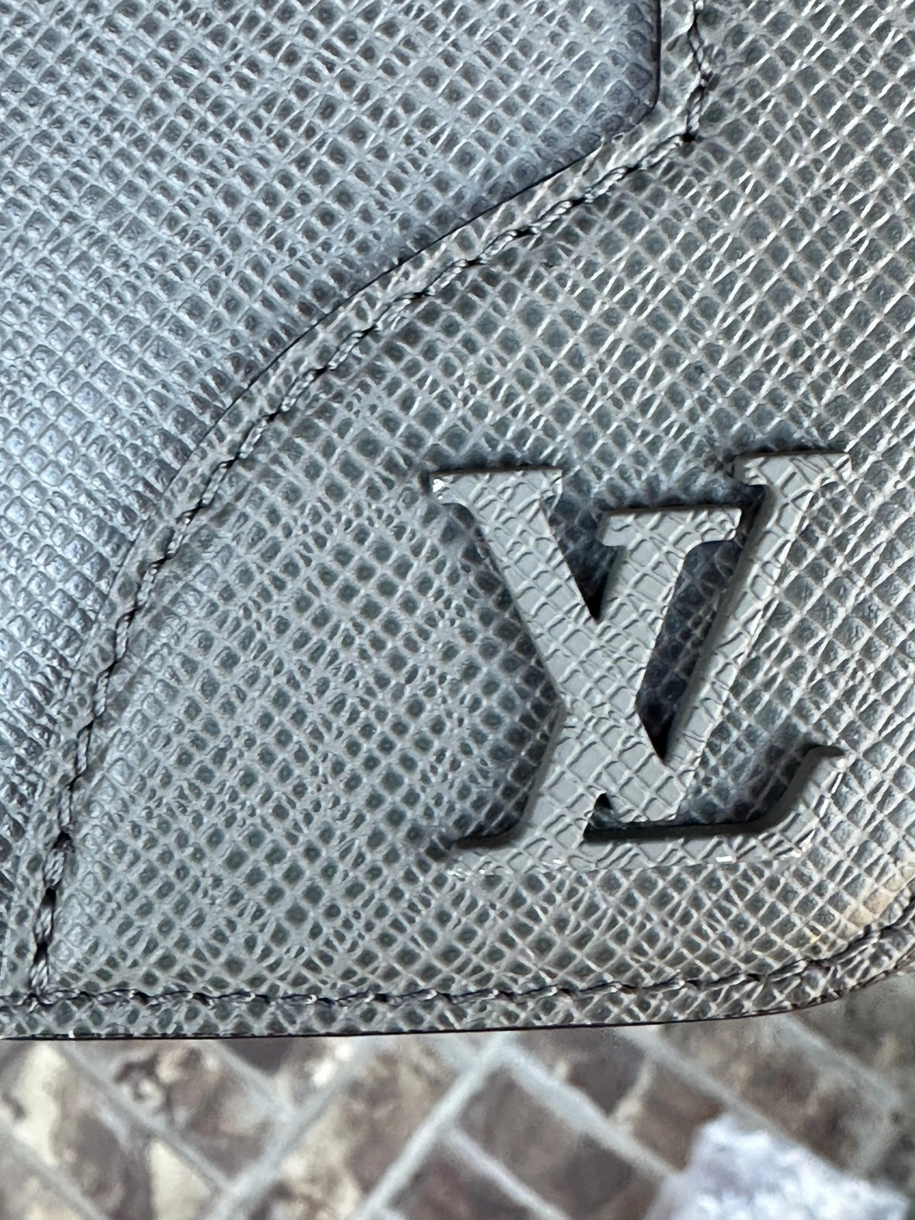 Louis Vuitton New Flap Messenger Taiga Leather