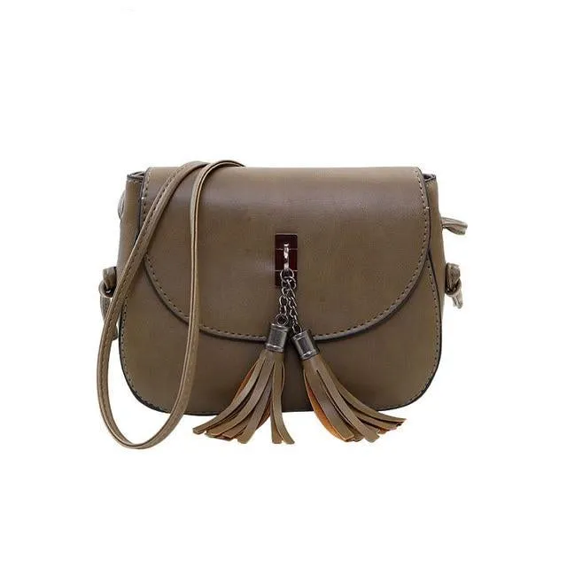 Mara's Dream Women Messenger Bags
