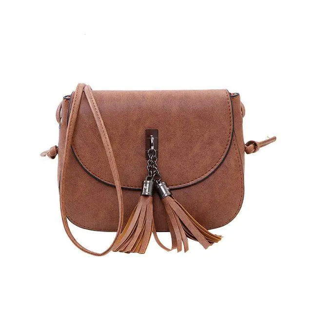 Mara's Dream Women Messenger Bags