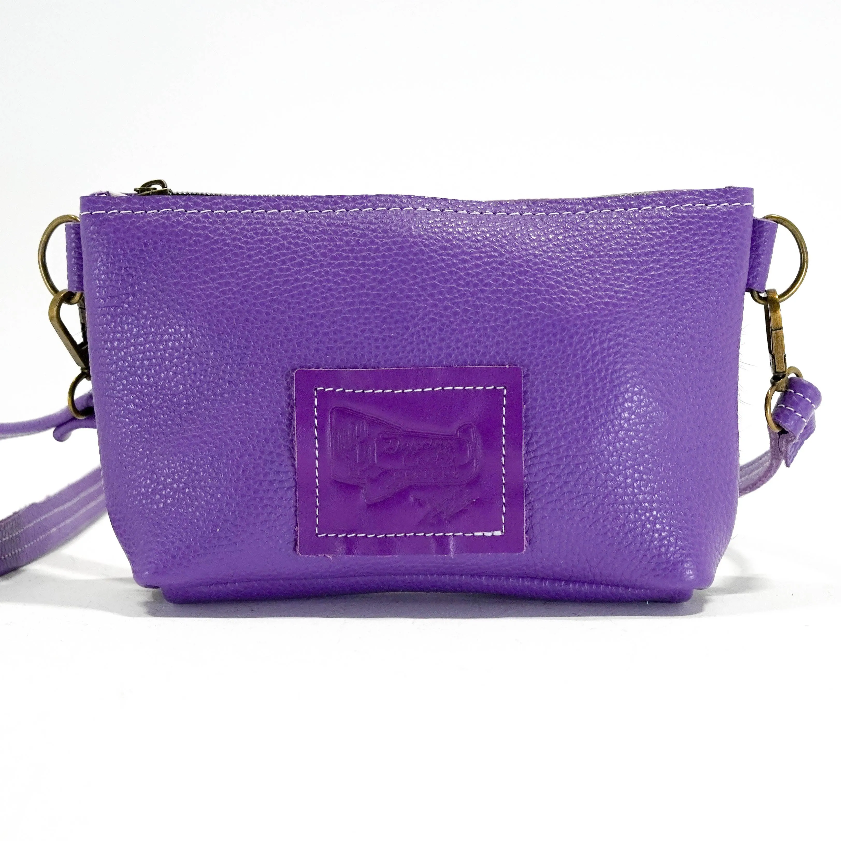 Miss Kitty - Brindle w/ No Embossed