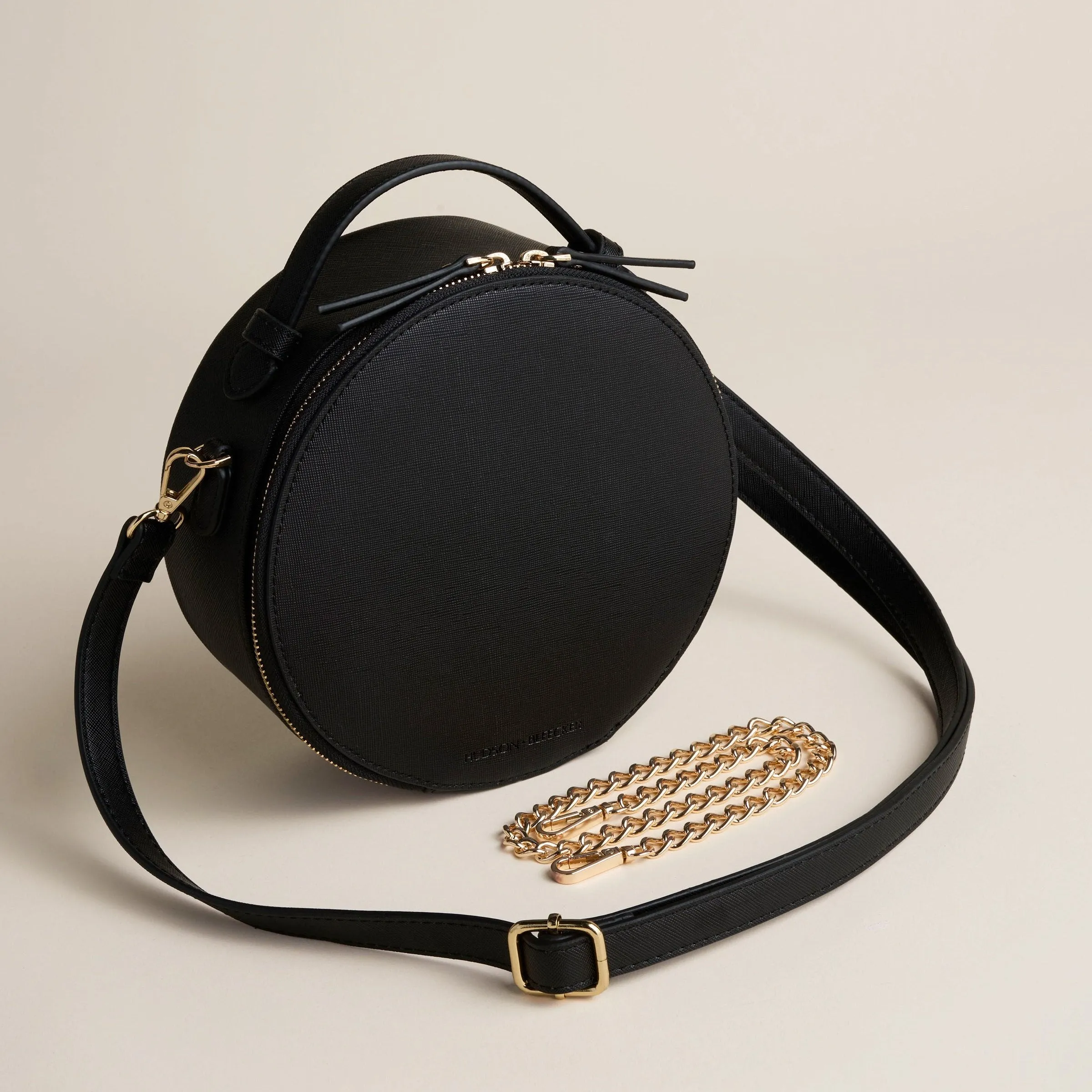 Nomad Round Travel Case - Black