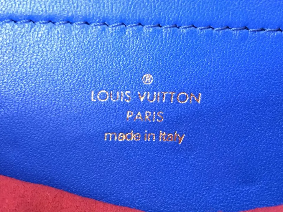 Pochette Coussin Monogram Embossed Puffy Leather