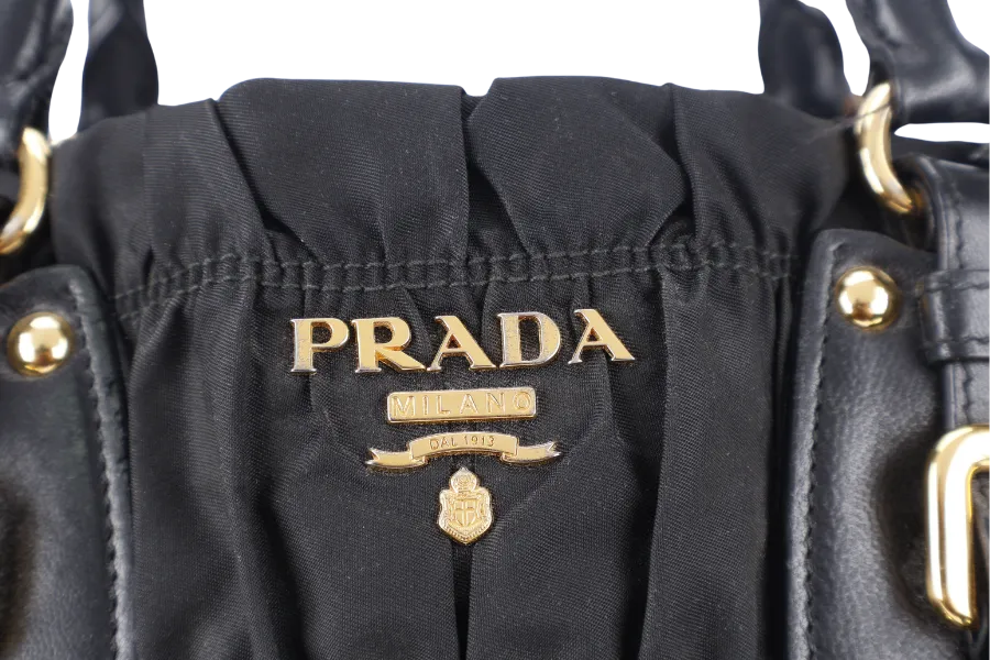 PRADA IBG805 BLACK GAUFRE NYLON BAG WITH STRAPS, CARD AND DUST COVER