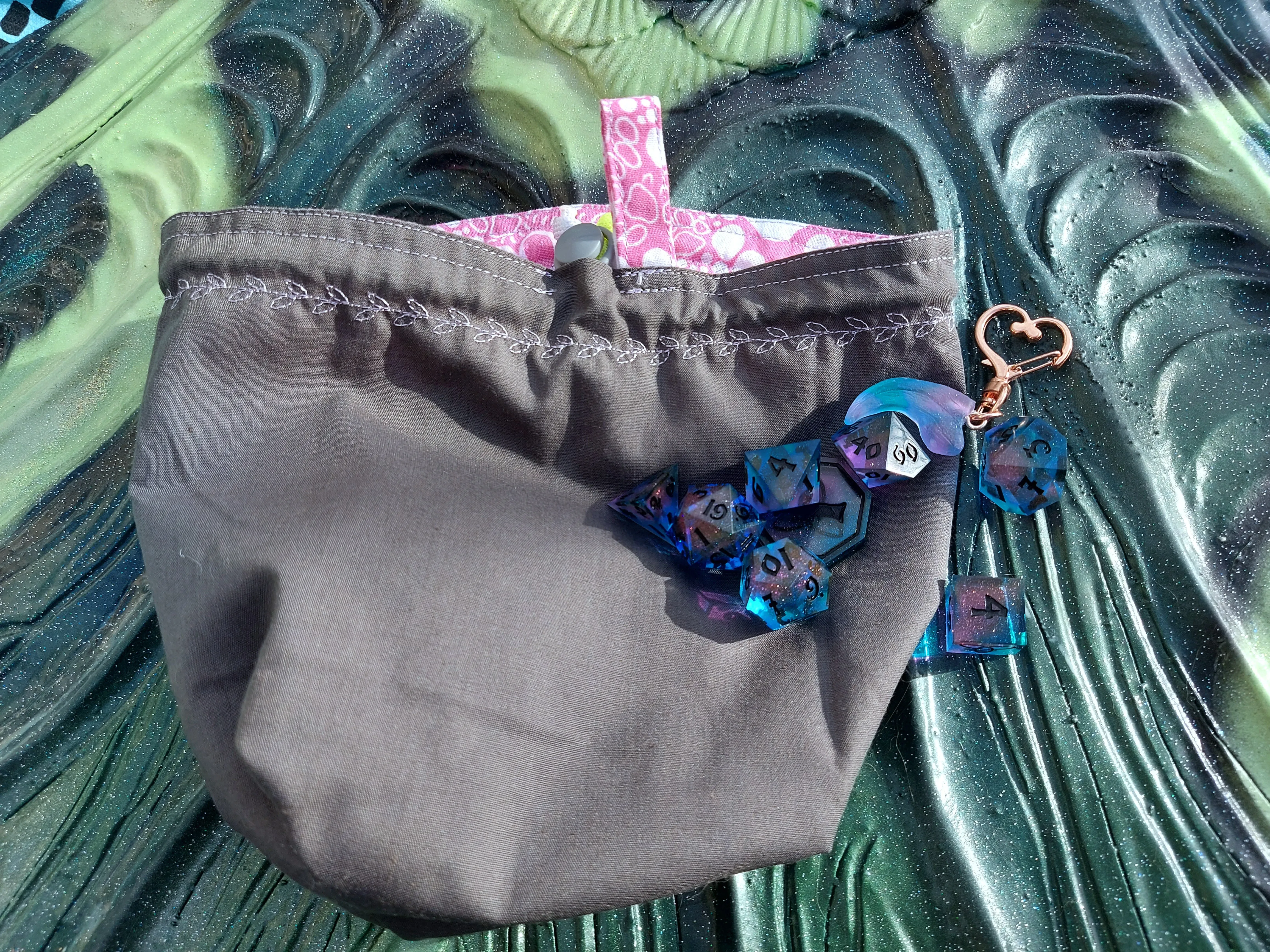 Standing Dice Bag
