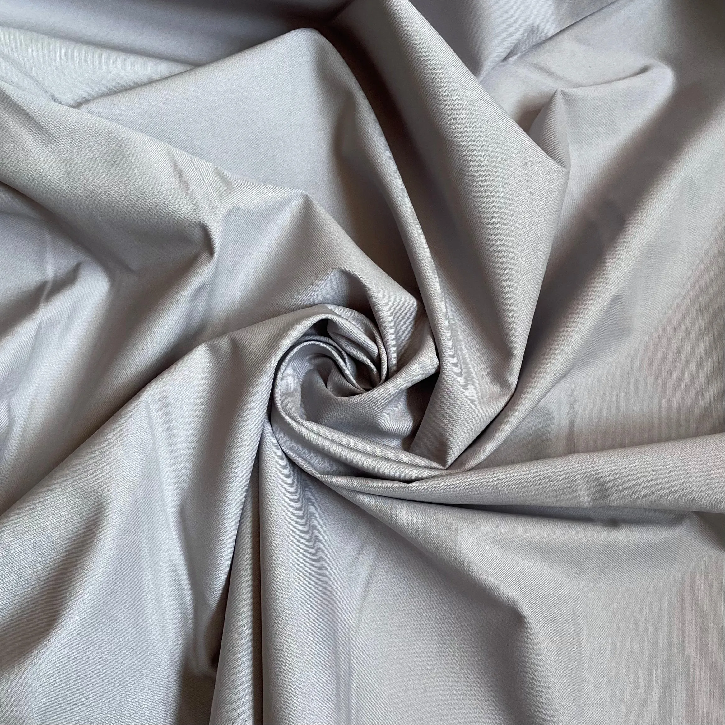 Tilda Fabrics : Solid Grey Cloud